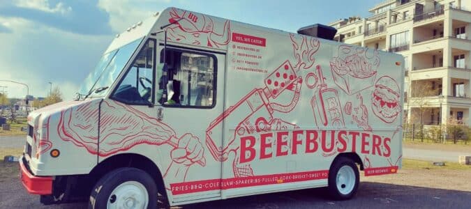 Beefbusters US STEP VAN FREIGHTLINER in der Seitenansicht